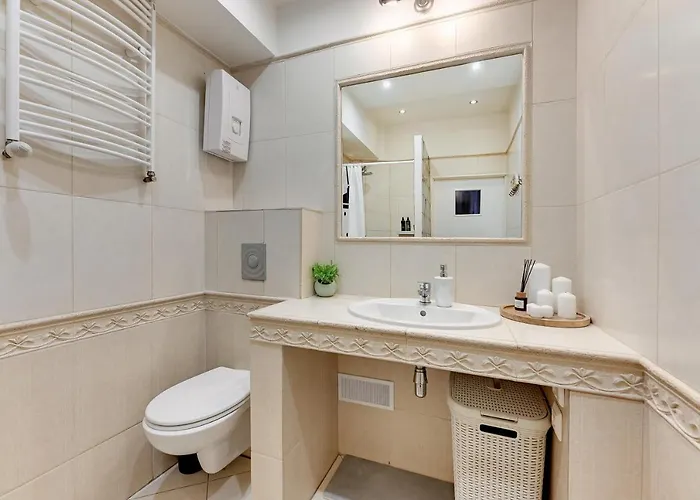 Seaside & Center By Downtown Apartament